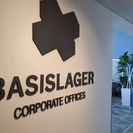 Basislager Logo